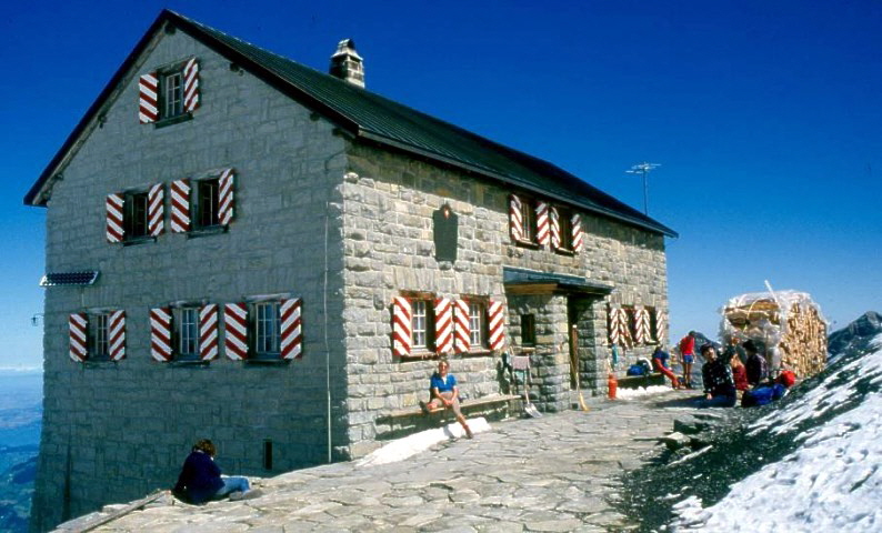 06 Bluemlisalphuette