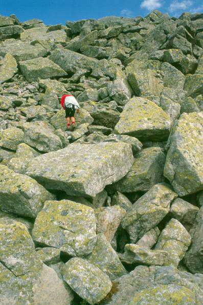 662 Berg hinter Bergen 01