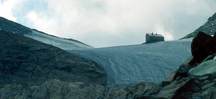 104 Britanniahuette1