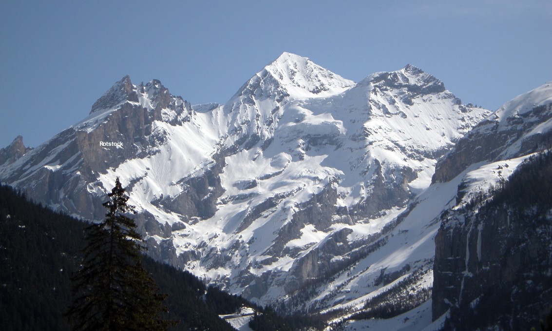 02a Bluemlisalp von Kandersteg