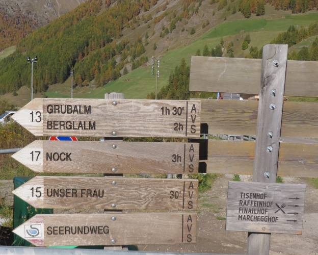 05 Wegweiser Vernagtsee